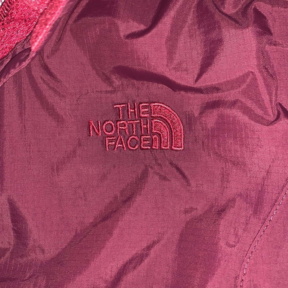 North Face Women Rain/Wind Coat - Picture 2 of 4
